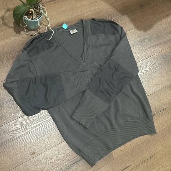 Other - Vintage Sweater !! Small men’s